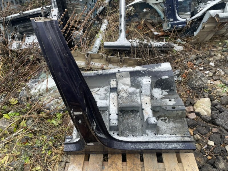 Кузовной элемент