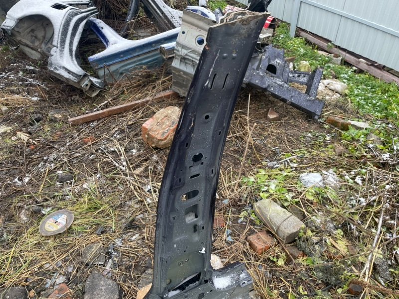 Кузовной элемент