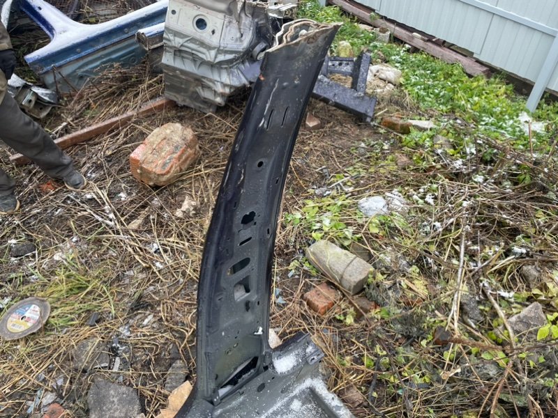 Кузовной элемент