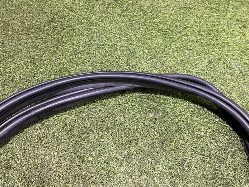 Уплотнитель багажника