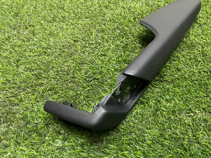 Подлокотник