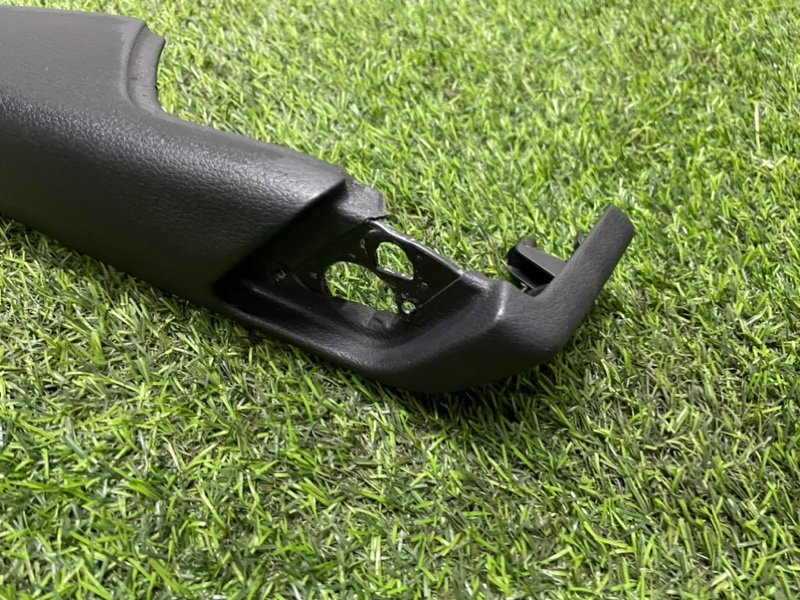 Подлокотник