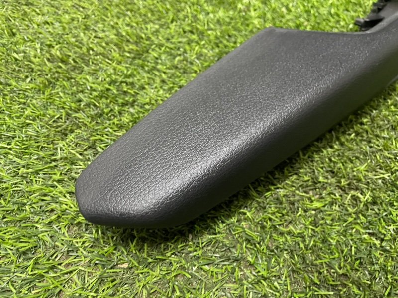 Подлокотник