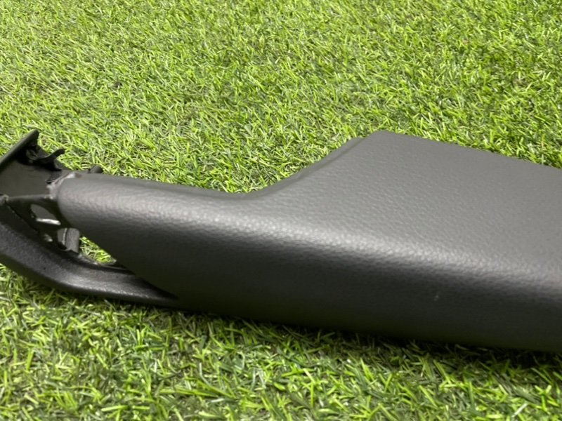 Подлокотник