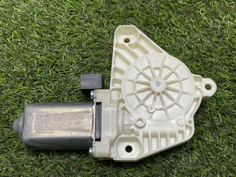 Моторчик стеклоподъемника