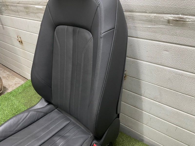 Сиденье салонное