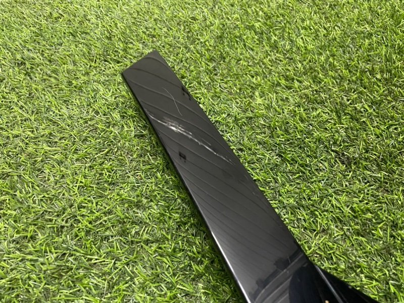 Молдинг задней правой двери