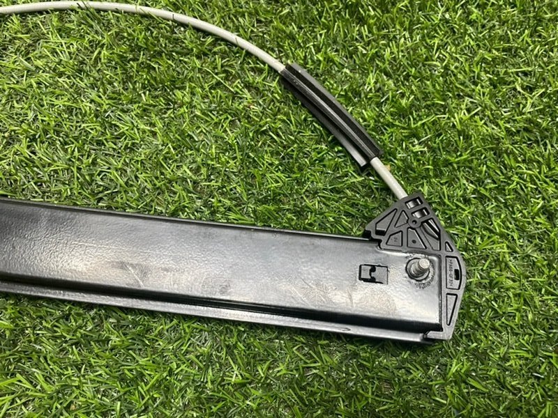 Стеклоподъемник электр. задний правый