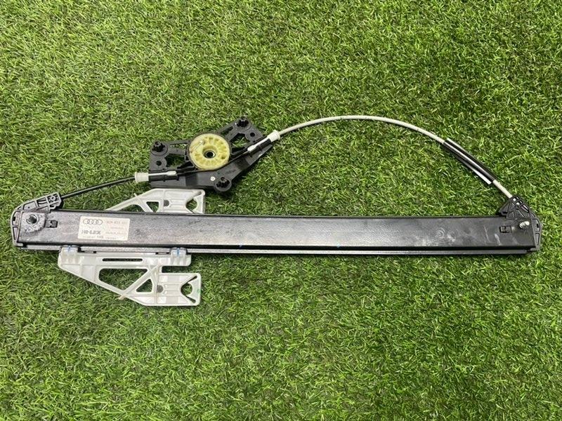 Стеклоподъемник электр. задний правый