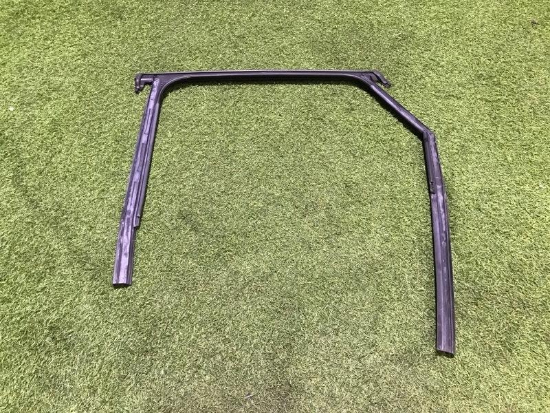 Уплотнитель двери