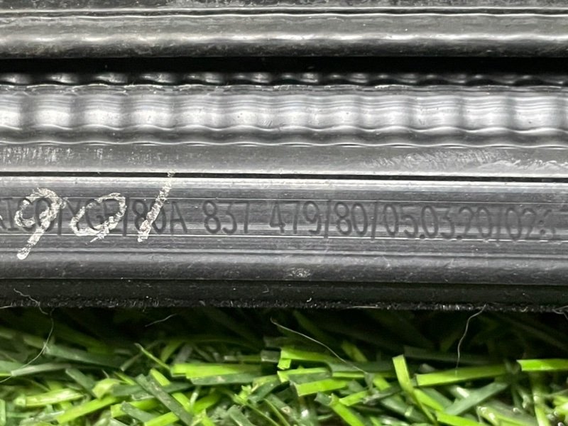 Уплотнитель стекла двери