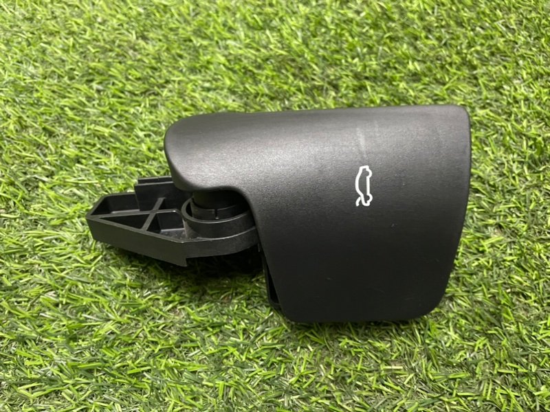 Ручка открывания капота