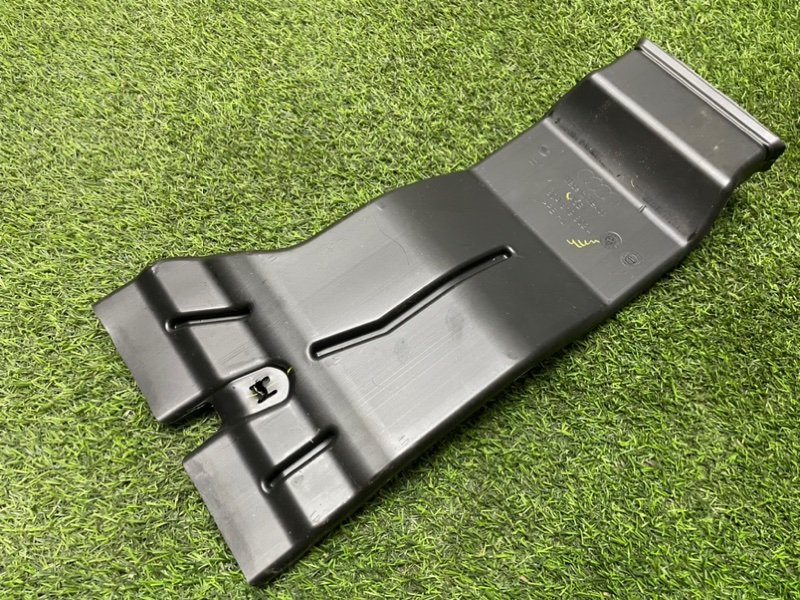 Воздуховод отопителя