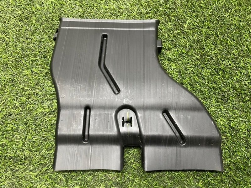 Воздуховод отопителя