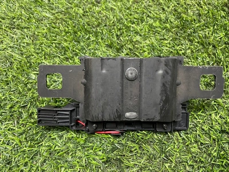 Замок багажника