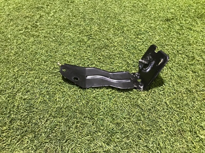 Кронштейн крепежный вспомогательный (разного назначения)