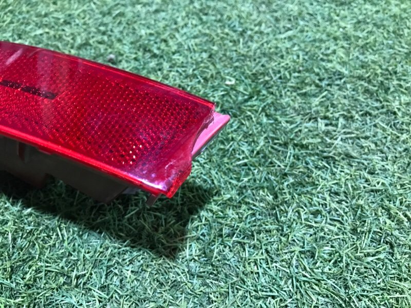 Отражатель в бампер задний правый