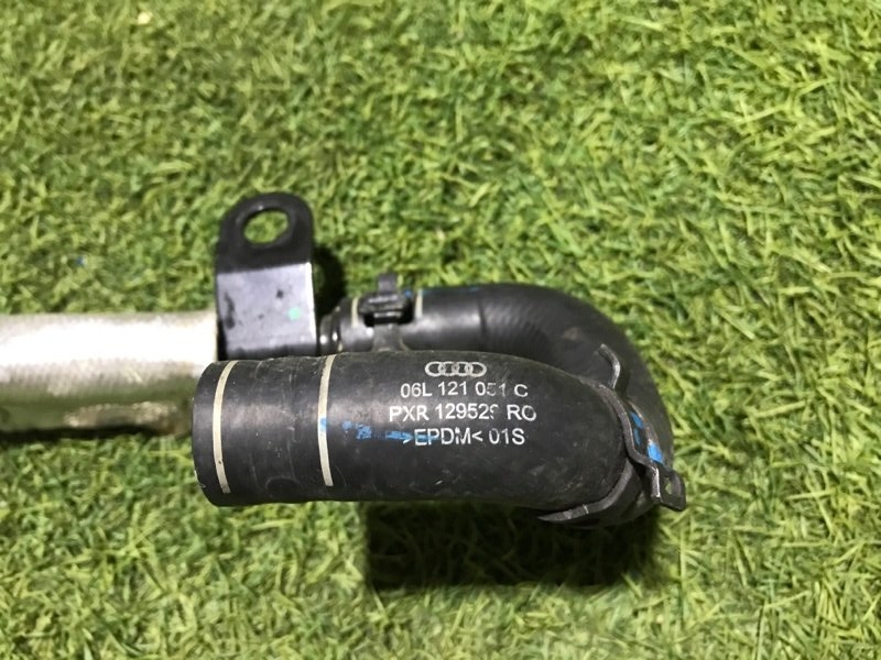 Трубка системы охлаждения