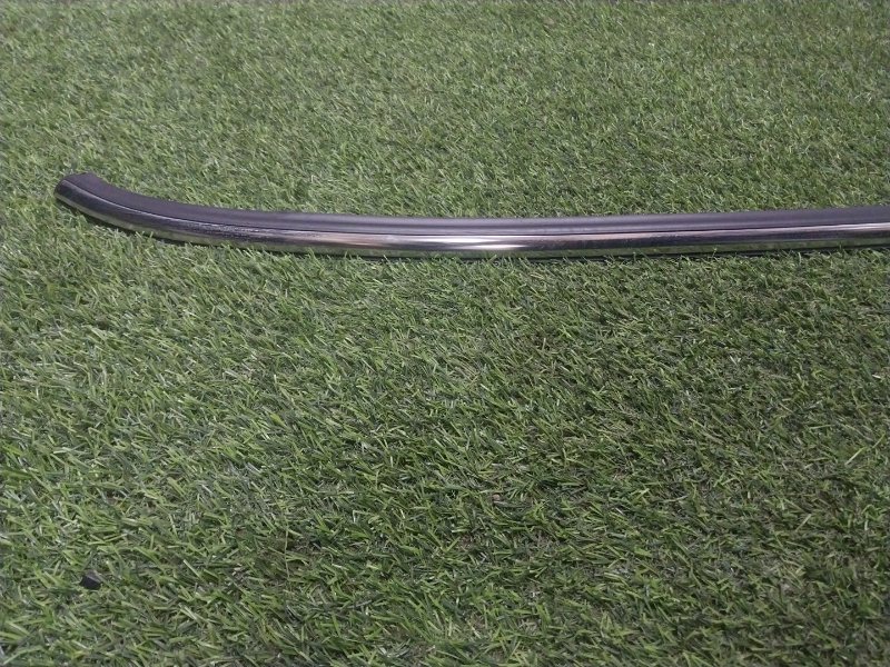 Молдинг заднего крыла правого