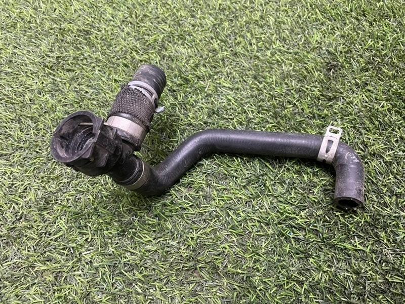 Трубка системы охлаждения