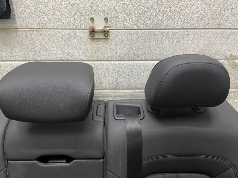 Сиденье салонное