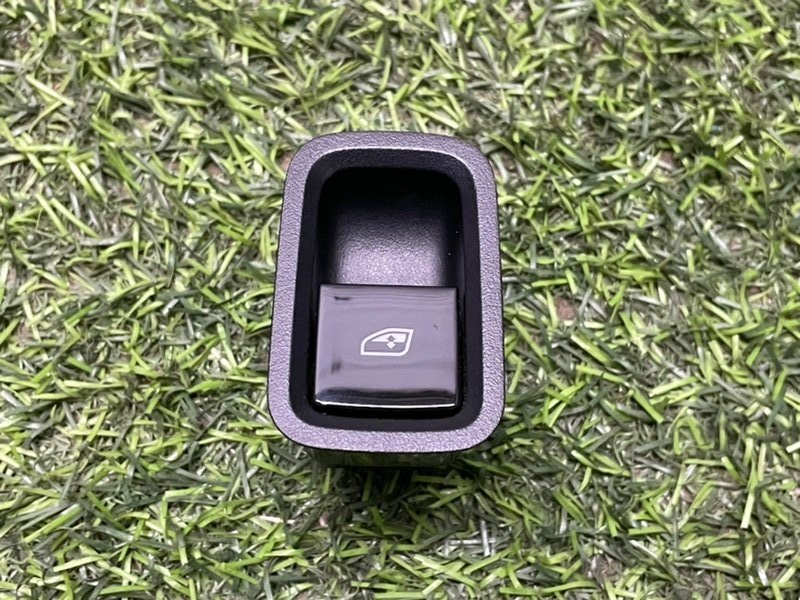 Кнопка стеклоподъемника