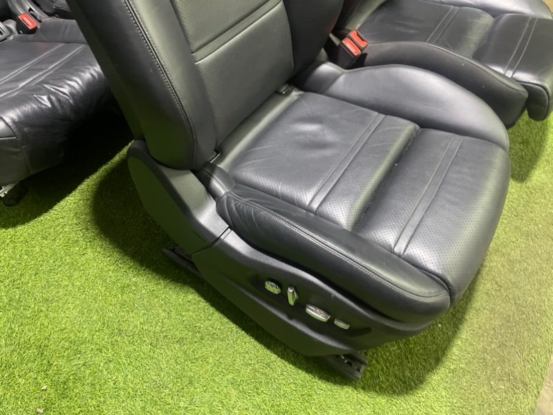 Сиденья комплект