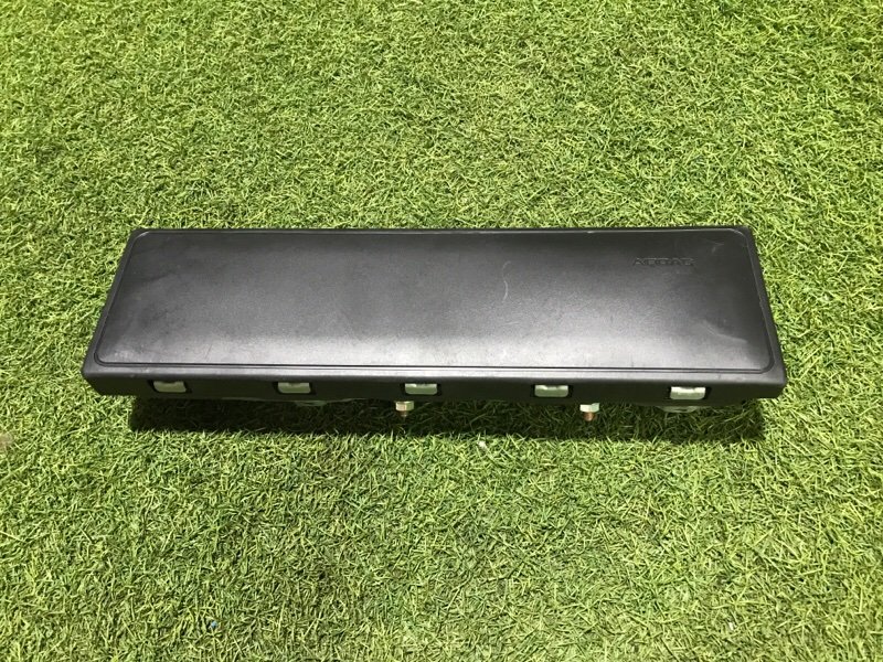 Подушка безопасности пассажирская (в торпедо)