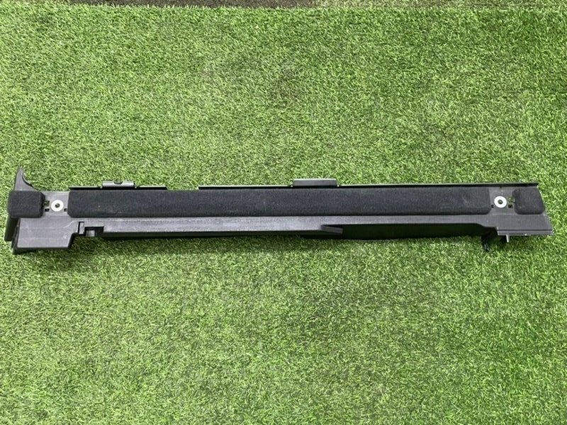 Обшивка багажника