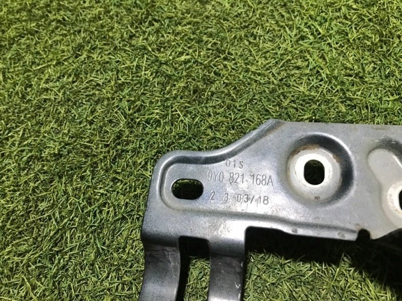 Кронштейн крепления крыла