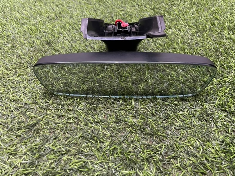 Зеркало заднего вида