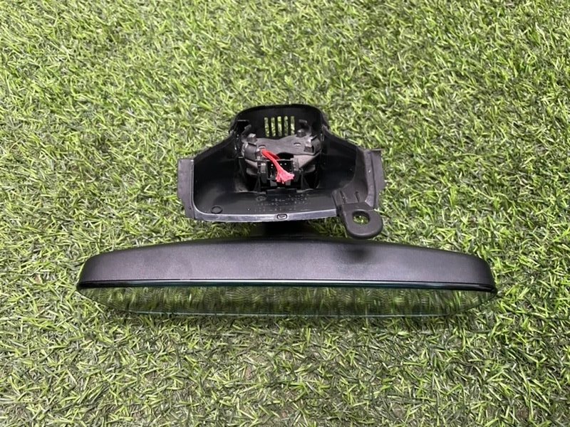 Зеркало заднего вида