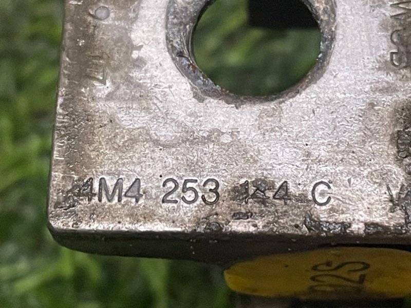 Кронштейн глушителя