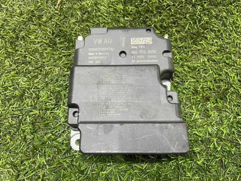 Блок управления подушек безопасности (AIR BAG)