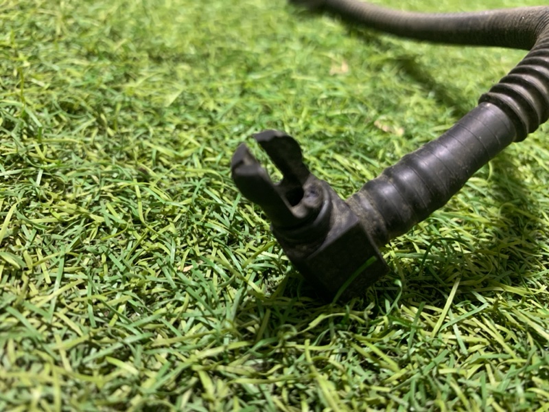 Трубка системы охлаждения