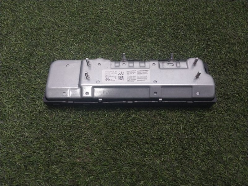 Подушка безопасности в рулевое колесо