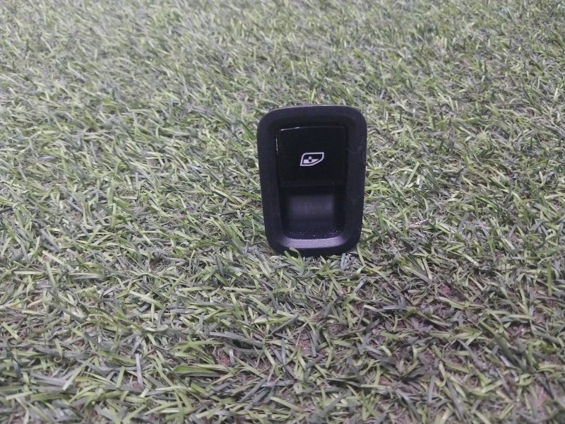 Кнопка стеклоподъемника