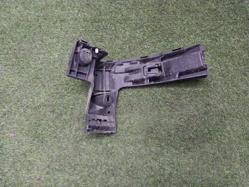 Кронштейн заднего бампера левый