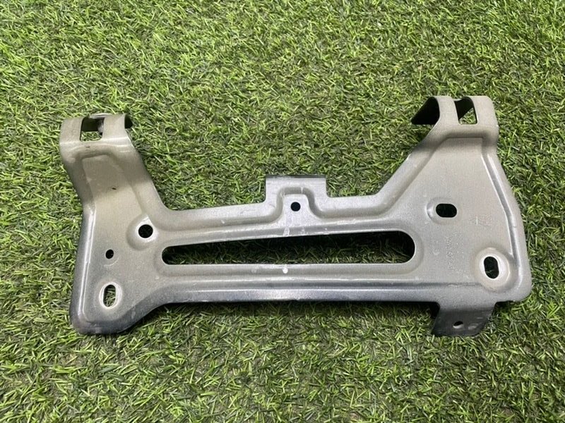 Кронштейн крепления крыла