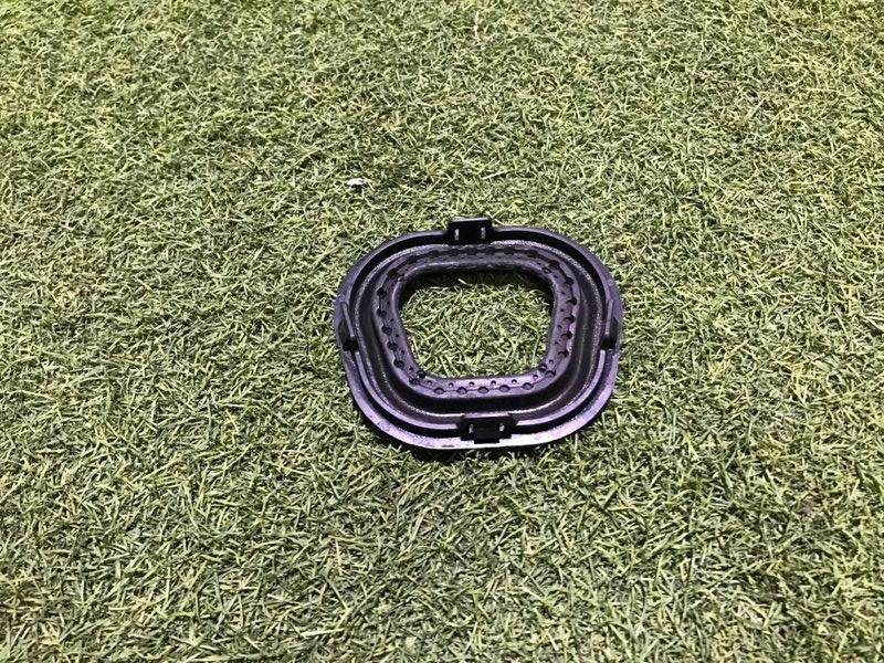 Уплотнит. кольцо радиатора отопителя