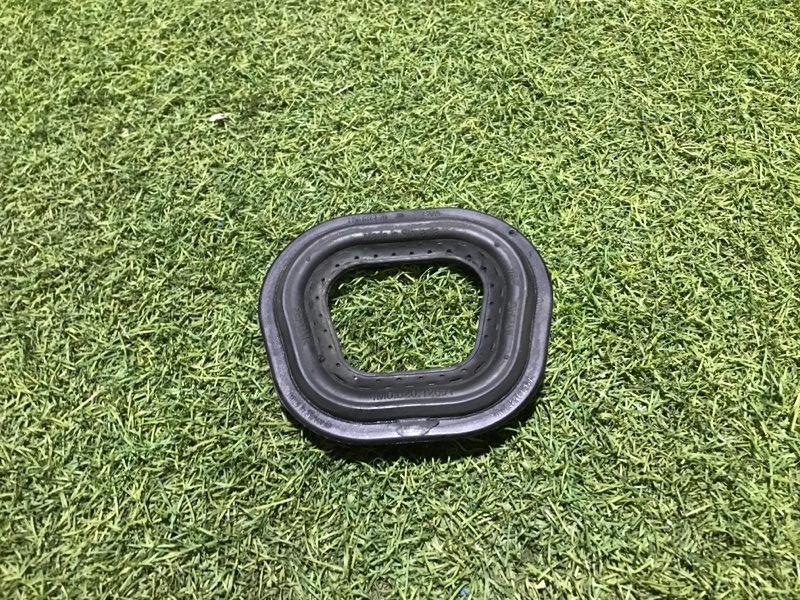 Уплотнит. кольцо радиатора отопителя