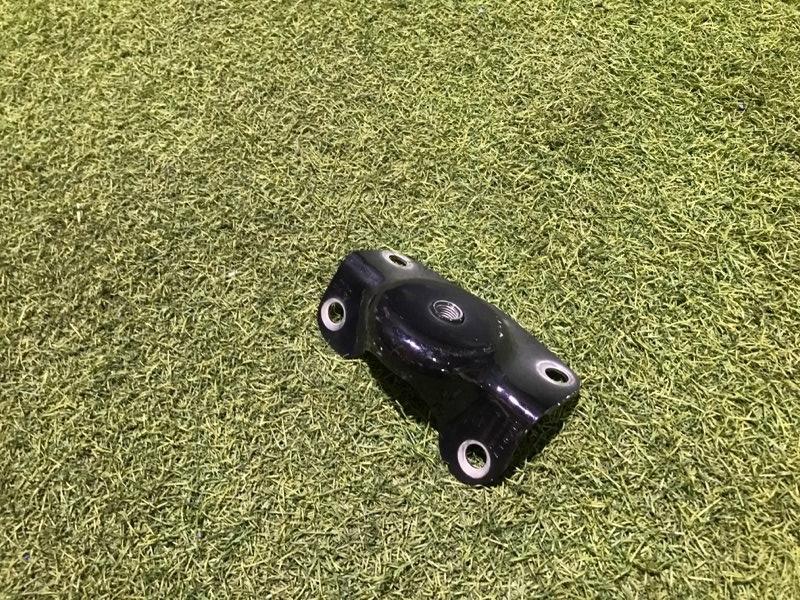 Кронштейн (сопут. товар)