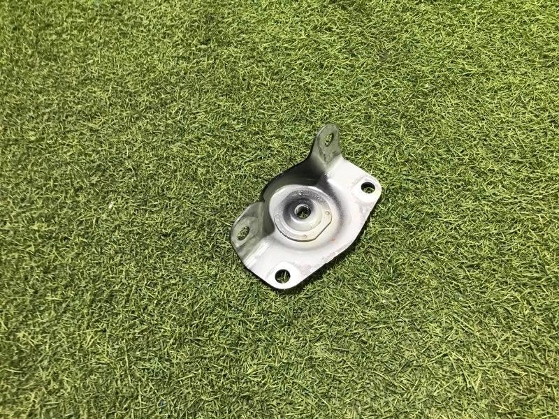 Кронштейн (сопут. товар)