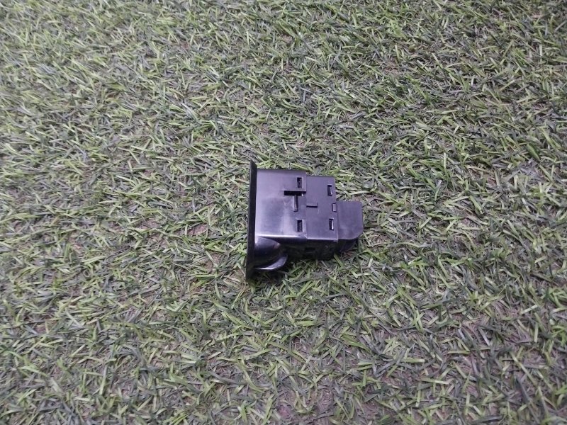 Кнопка стеклоподъемника