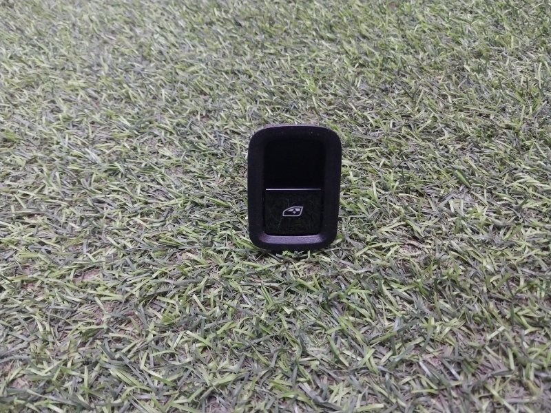 Кнопка стеклоподъемника