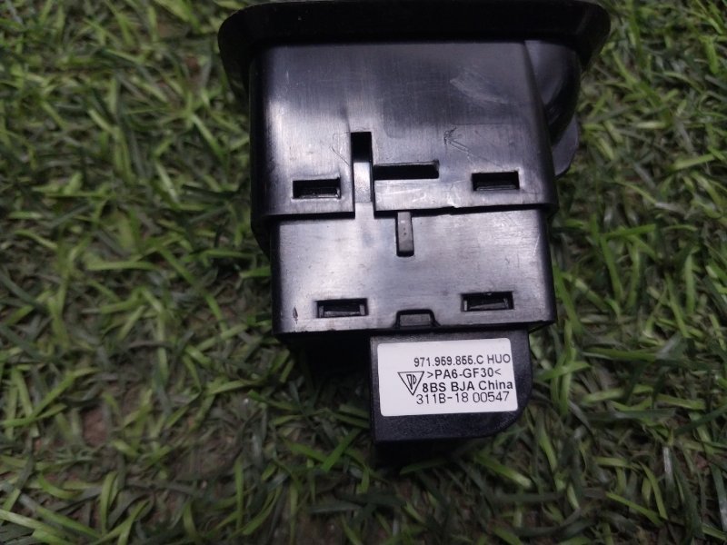 Кнопка стеклоподъемника