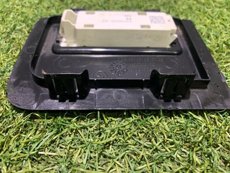 Плафон салонный