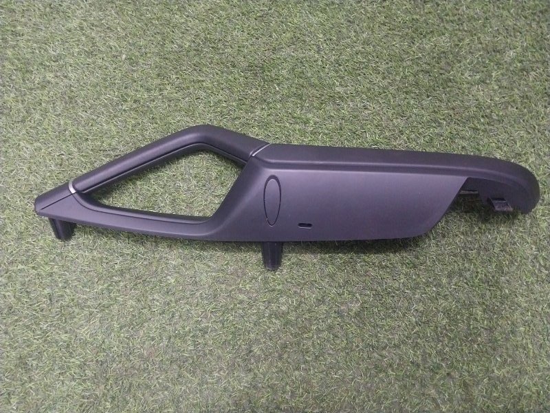 Подлокотник