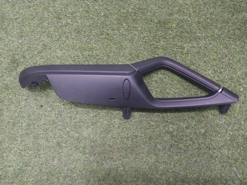 Подлокотник