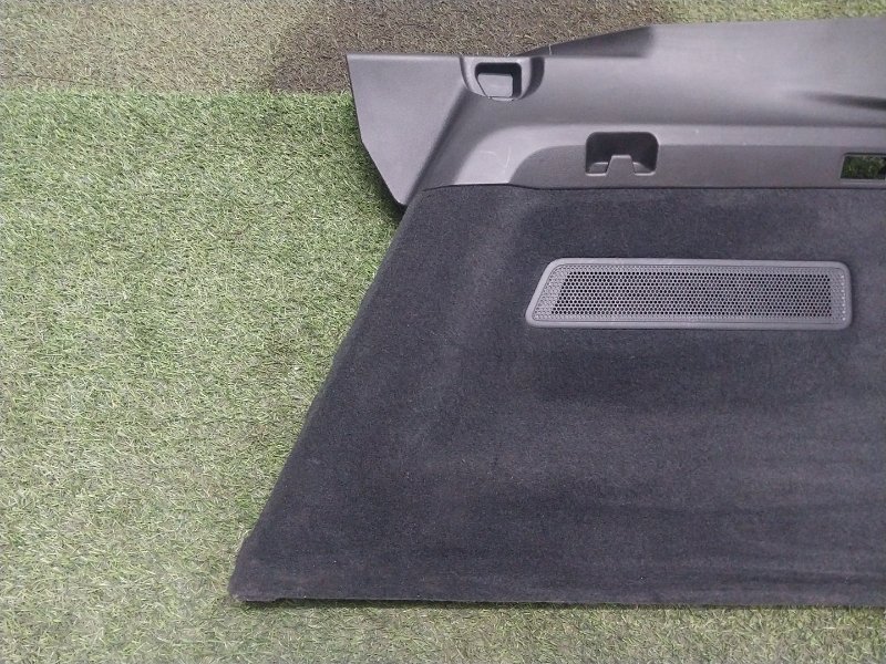 Обшивка багажника